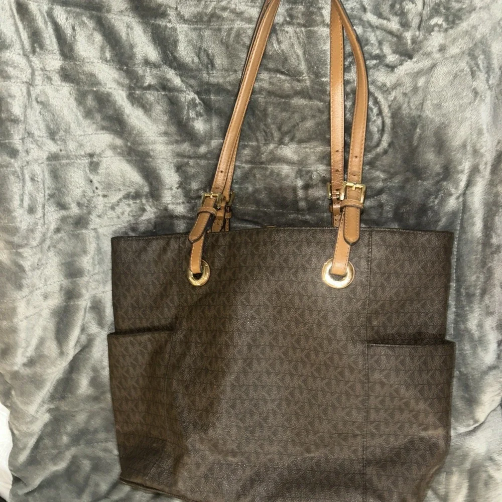 Michael Kors Jet Set Travel Large Mk Signature Logo Tote Handbag Brown 30S11T4B